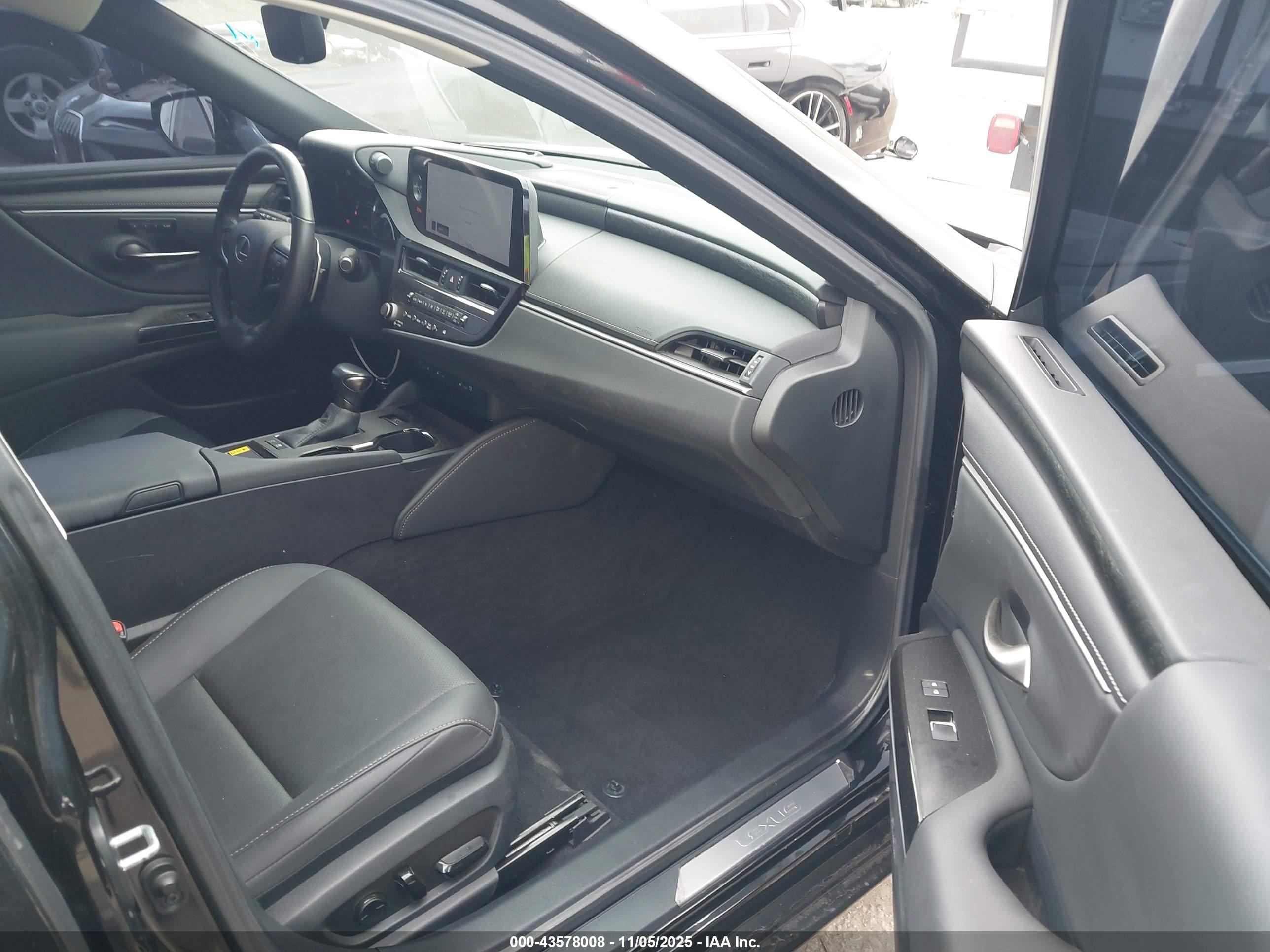 2024 Lexus Es 300h   Black vin: 58ADA1C12RU049090