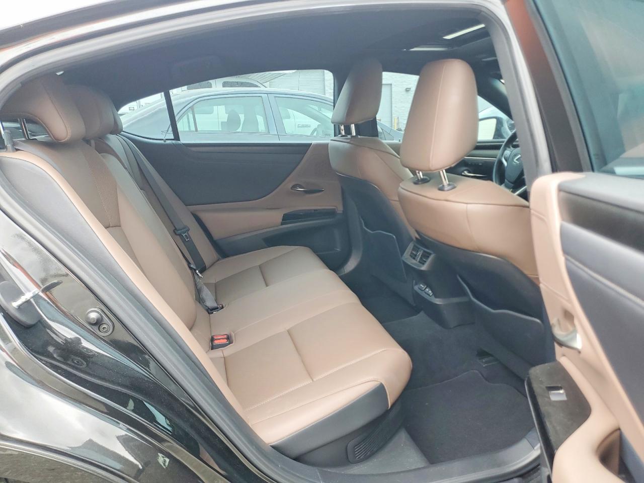 2024 Lexus Es 300h Base Black vin: 58ADA1C13RU044528