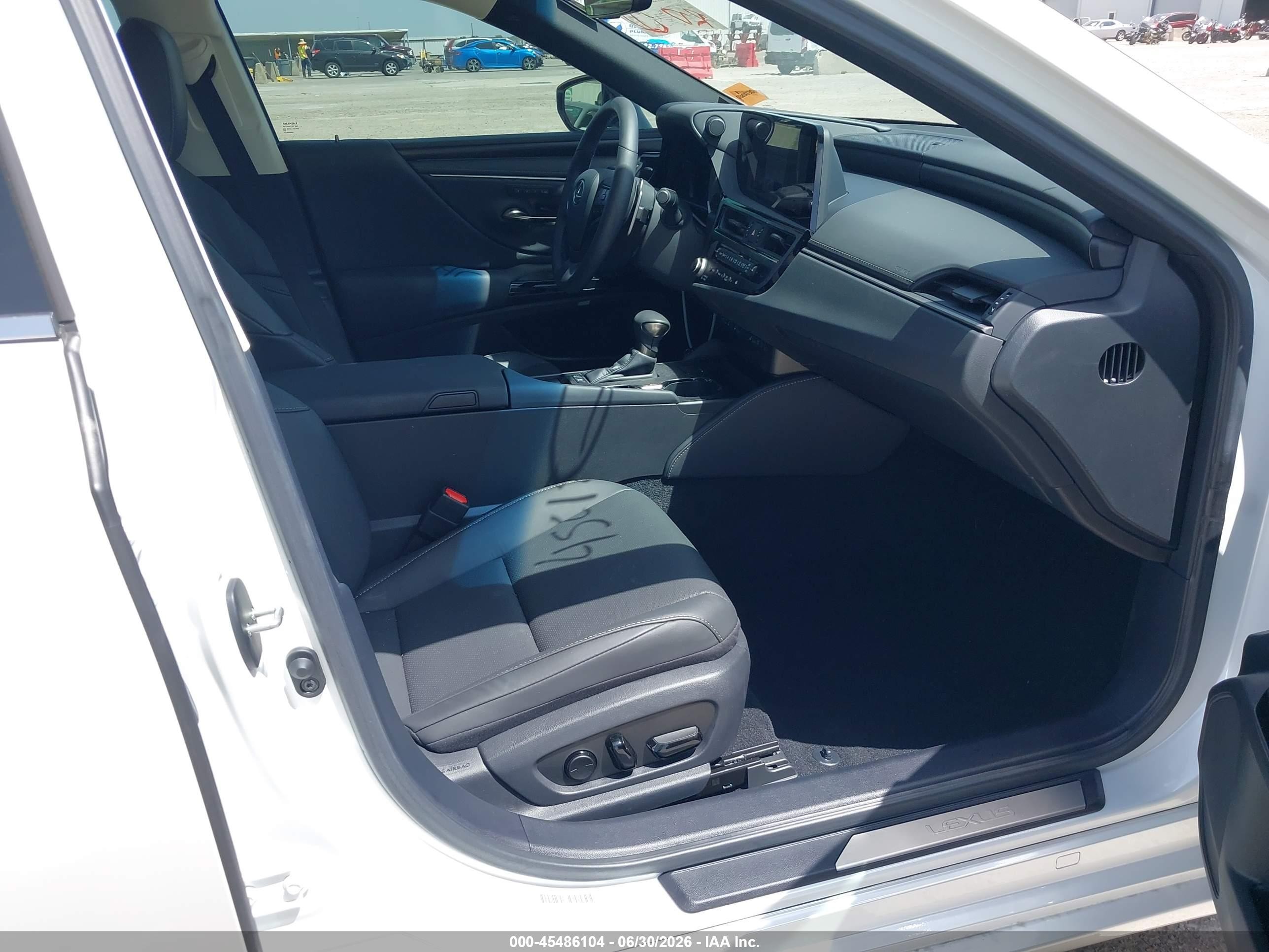 2025 Lexus Es 300h Cream vin: 58ADA1C13SU069421