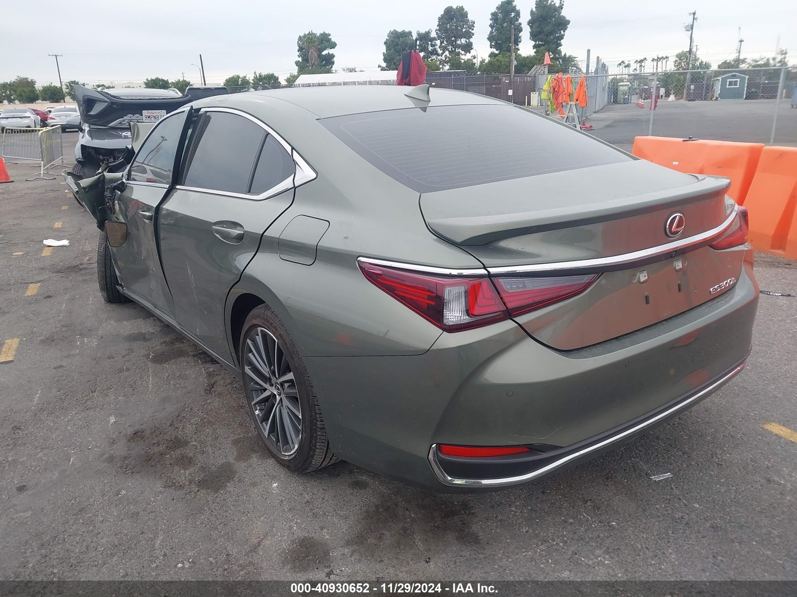 2025 Lexus Es 300h   Gray vin: 58ADA1C16SU057652
