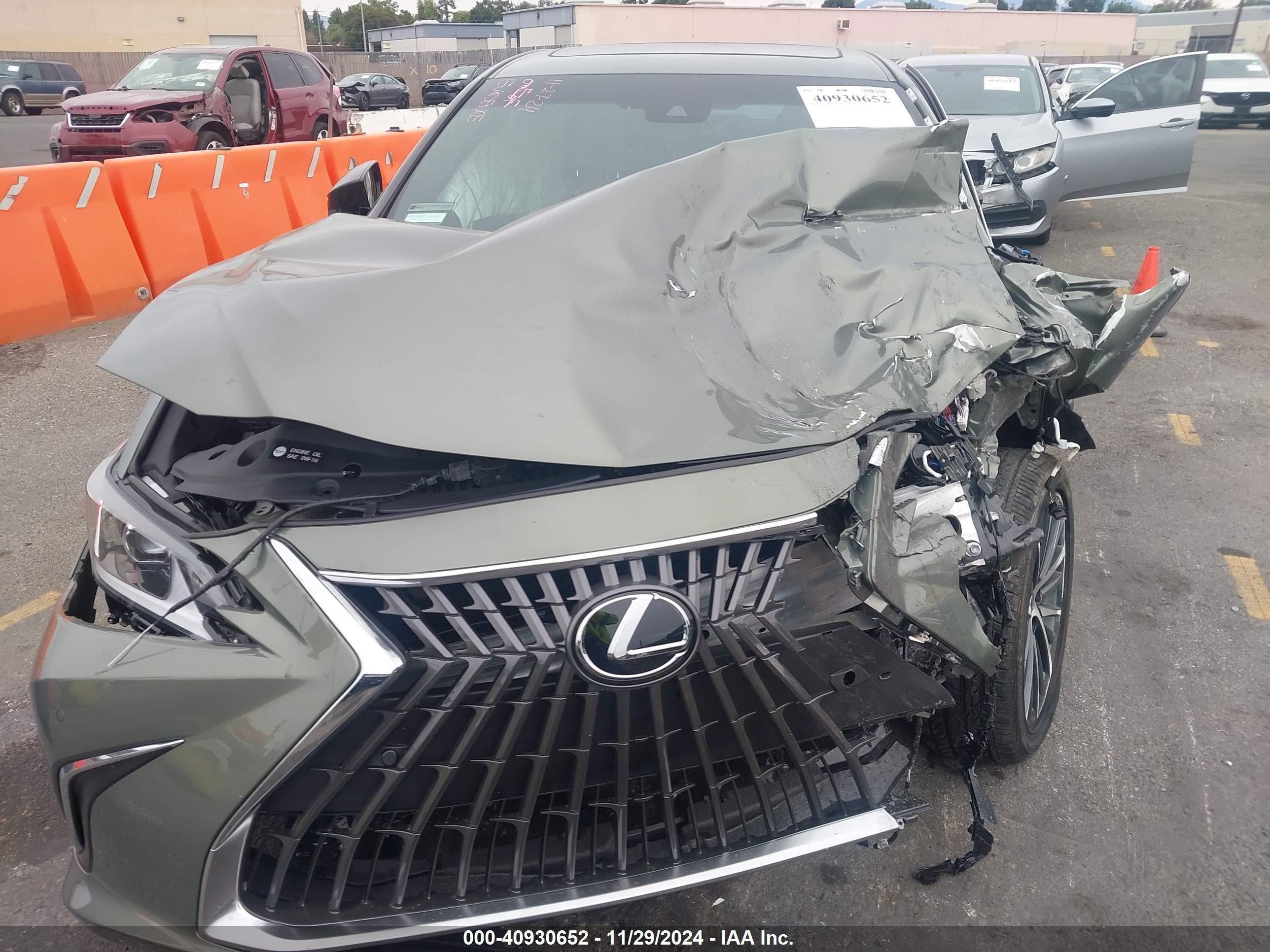 2025 Lexus Es 300h   Gray vin: 58ADA1C16SU057652