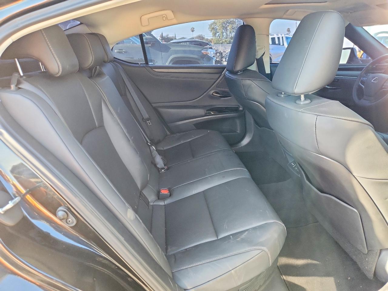 2025 Lexus Es 300h Base Black vin: 58ADA1C16SU075679