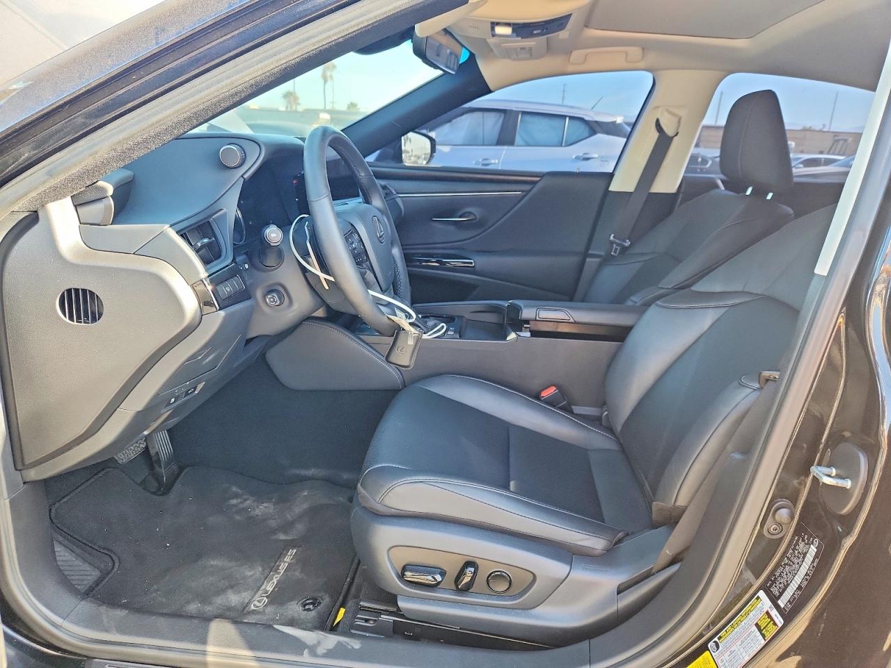 2025 Lexus Es 300h Base Black vin: 58ADA1C16SU075679