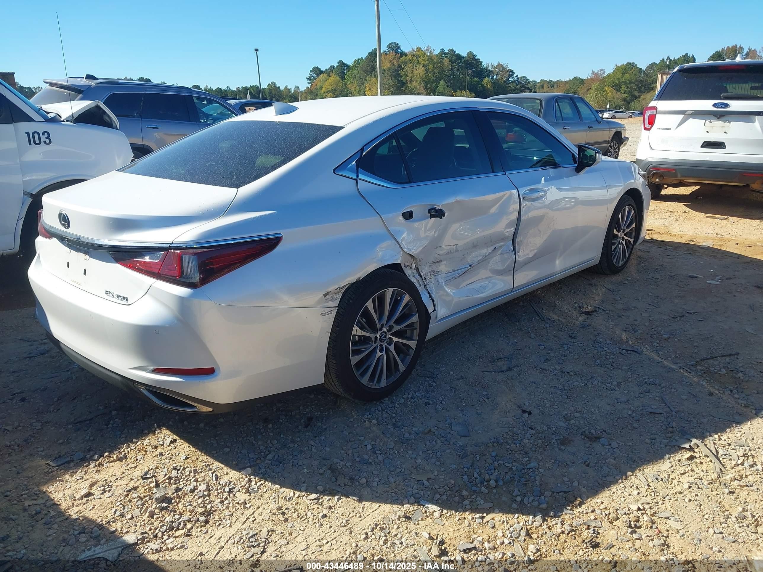 2020 Lexus Es 350   White vin: 58ADZ1B17LU078893