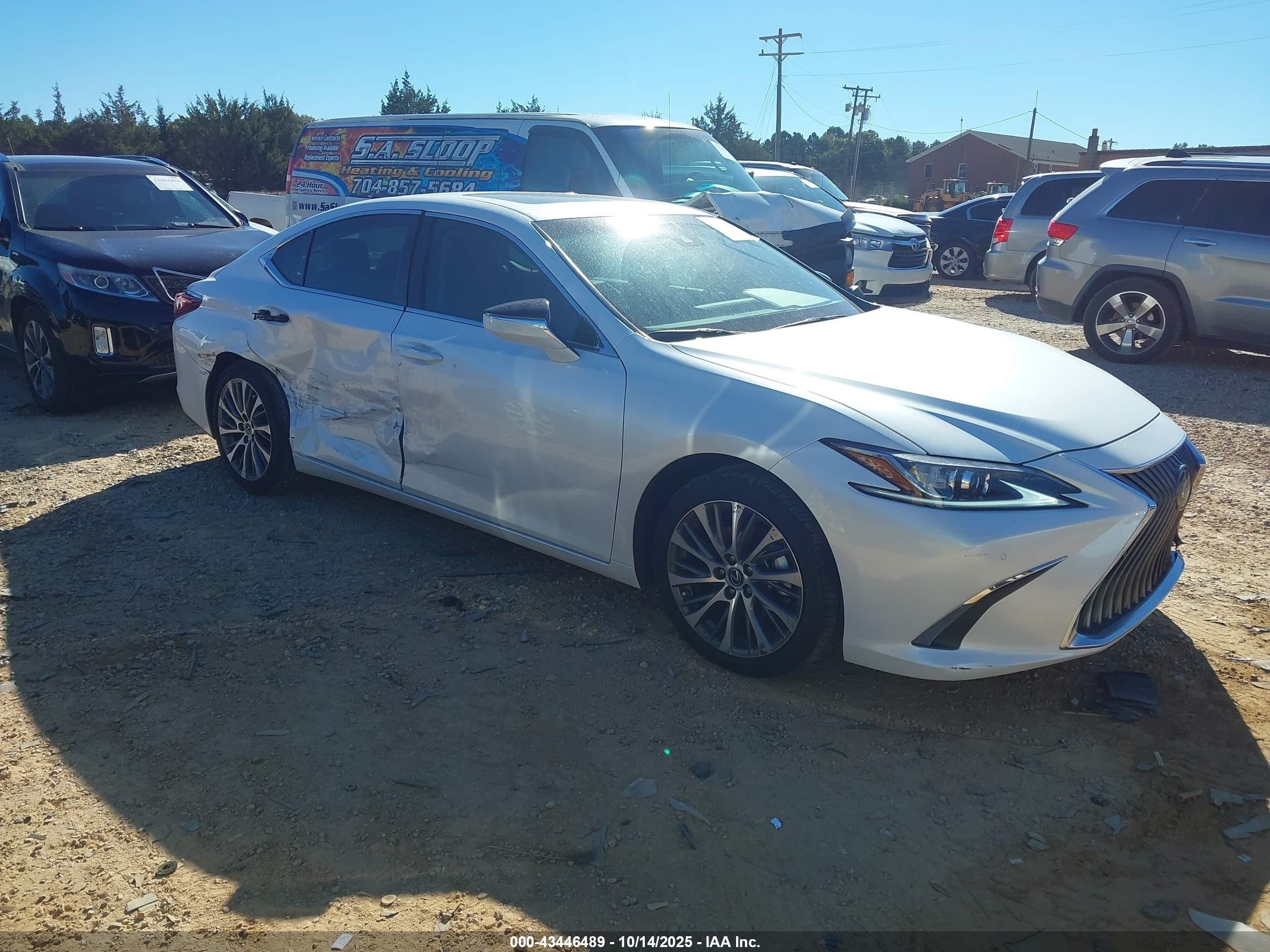 2020 Lexus Es 350   White vin: 58ADZ1B17LU078893