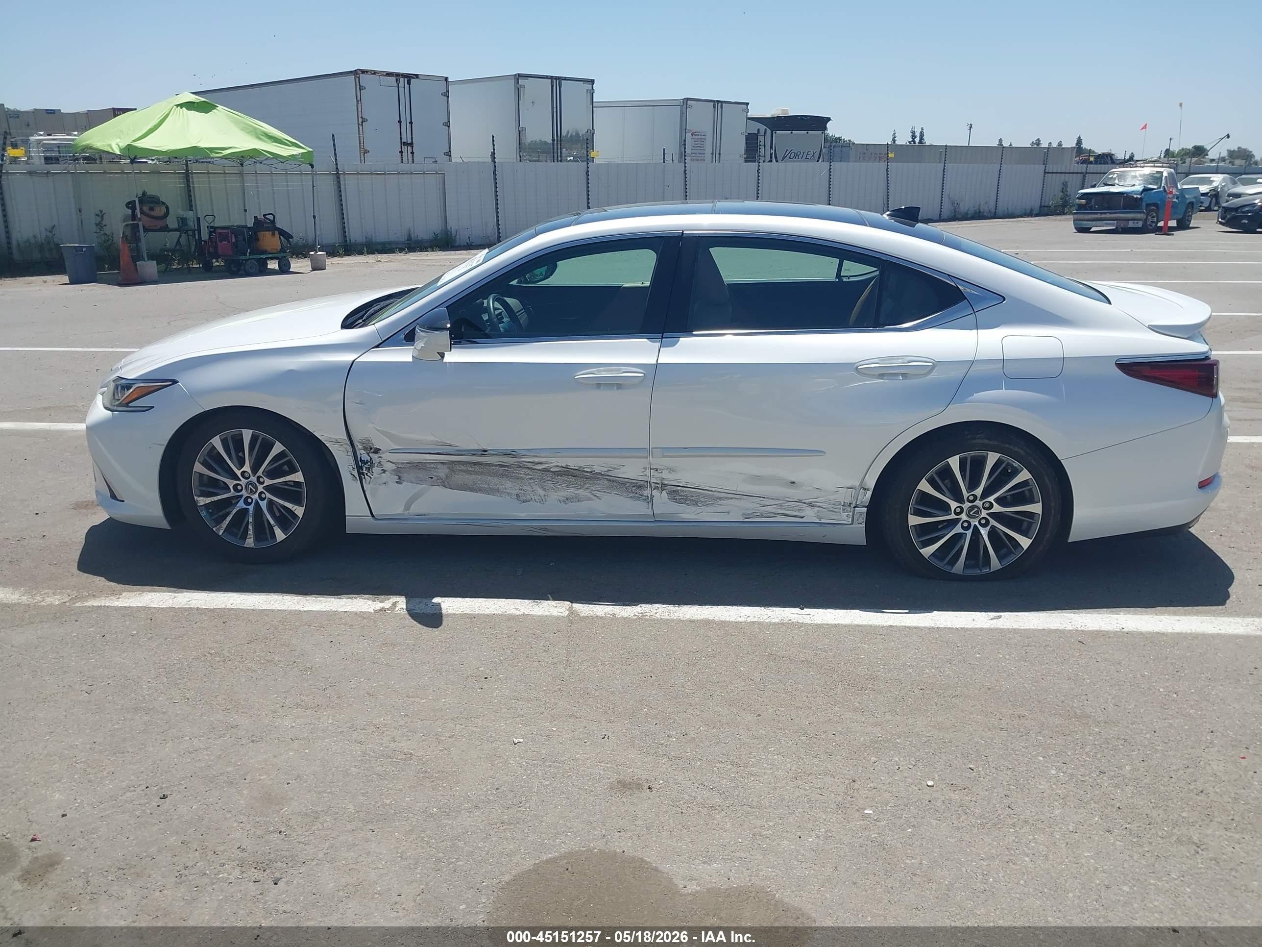 2021 Lexus Es 350   White vin: 58ADZ1B17MU107410