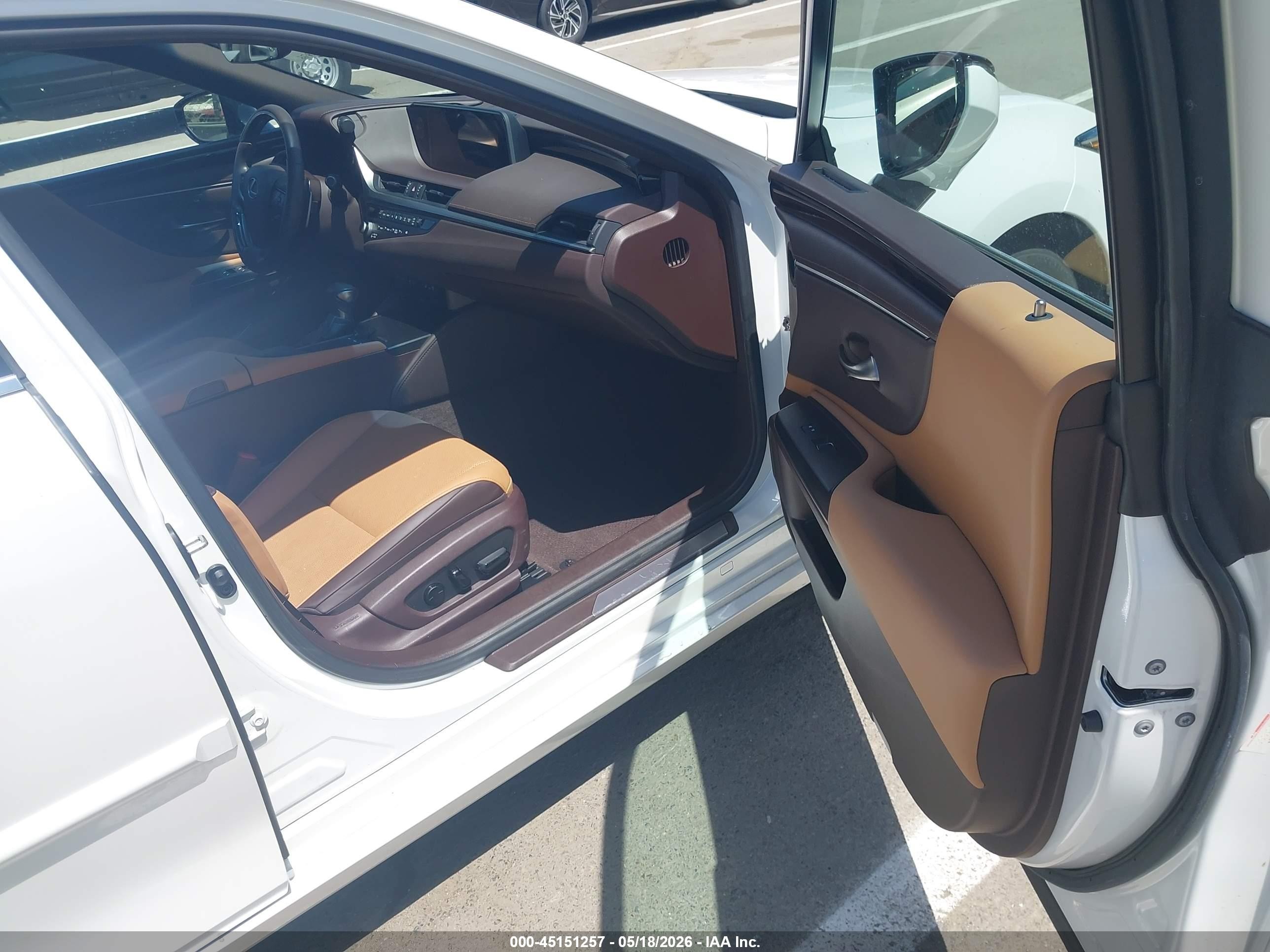 2021 Lexus Es 350   White vin: 58ADZ1B17MU107410