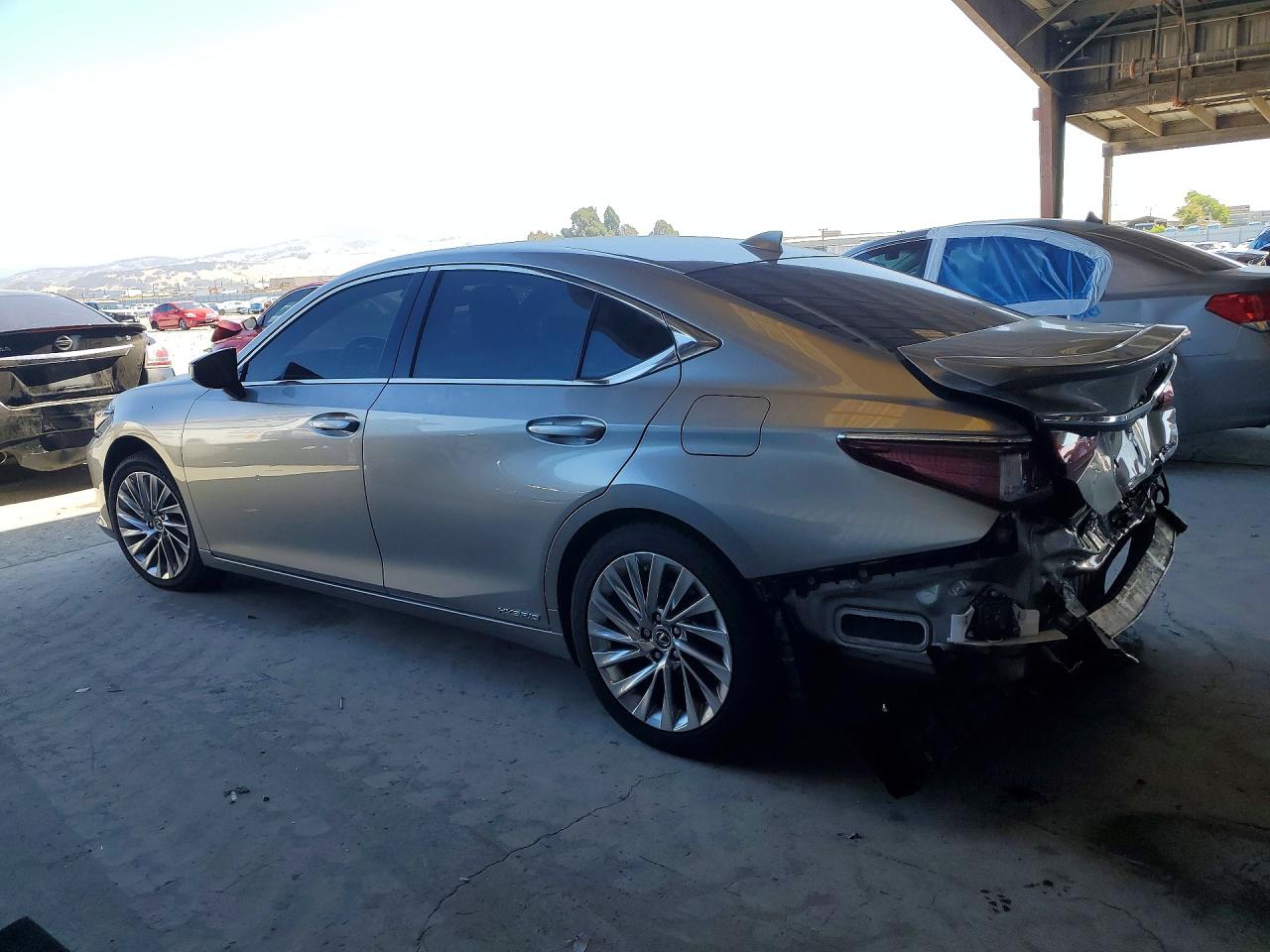 2020 Lexus Es 300h Luxury Серебряный vin: 58AE21B17LU012174