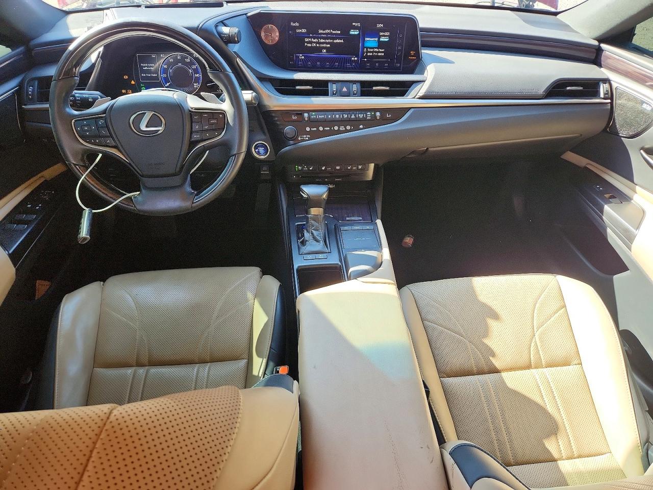 2020 Lexus Es 300h Ultra Luxury Red vin: 58AF21B19LU012357