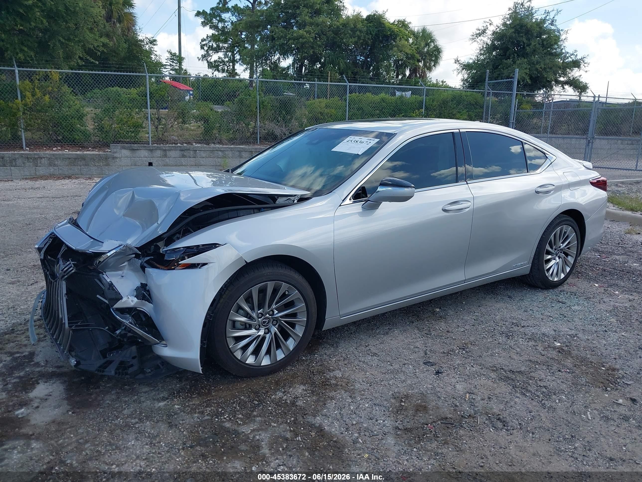 2021 Lexus Es 300h Ultra Luxury Silver vin: 58AFA1C19MU006898