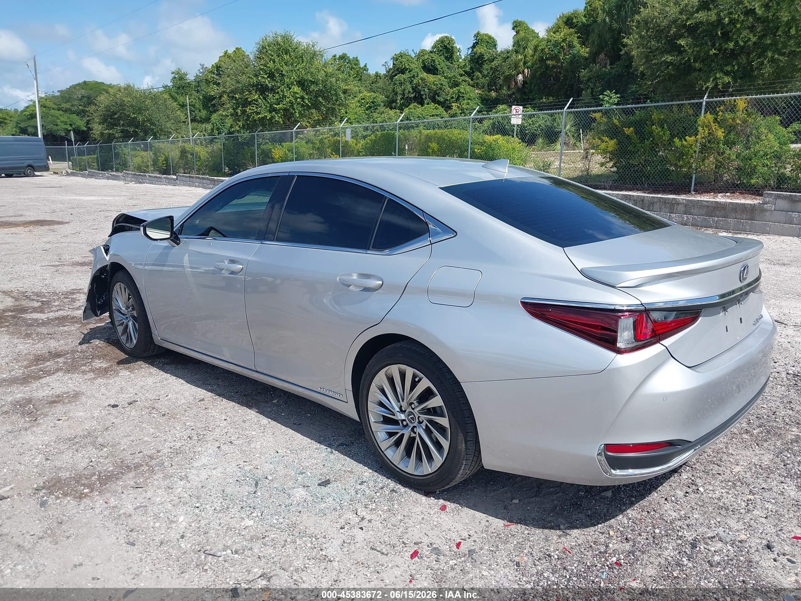 2021 Lexus Es 300h Ultra Luxury Silver vin: 58AFA1C19MU006898