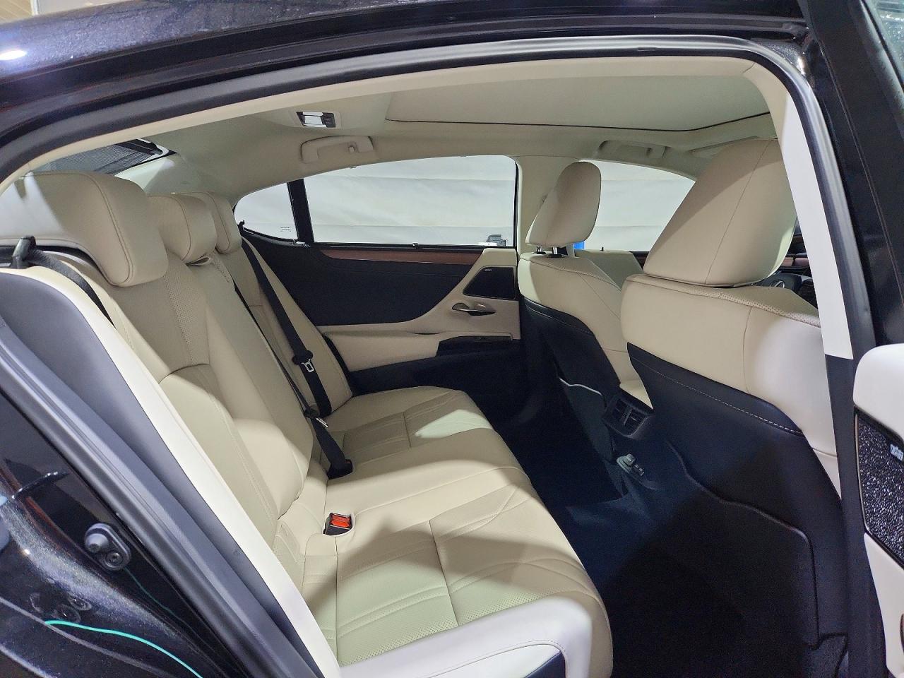 2025 Lexus Es 350 Ultra Luxury Black vin: 58AFZ1B14SU209611