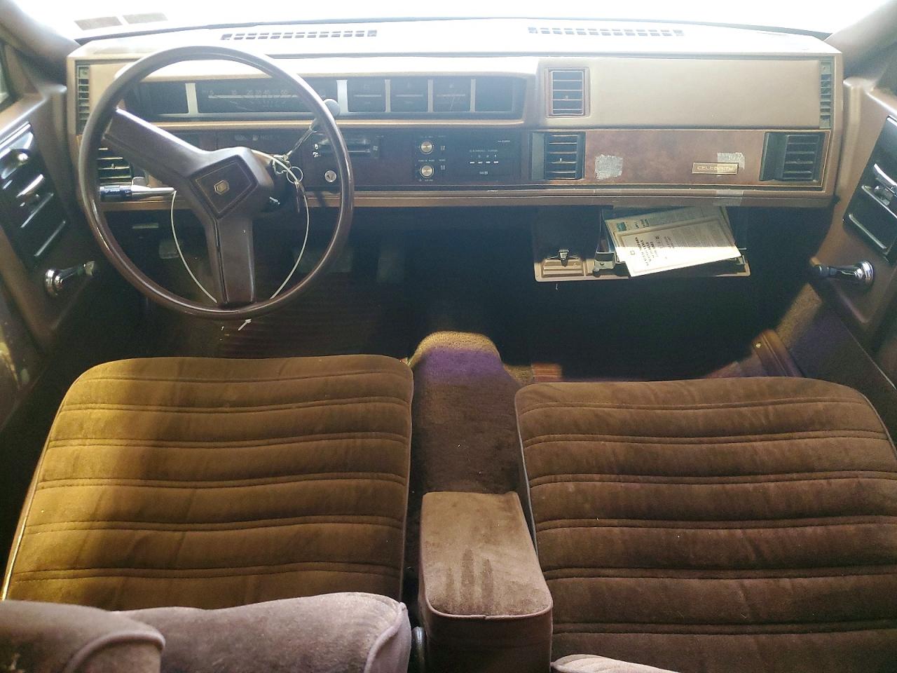 1983 Chevrolet Celebrity Желто-коричневый vin: 1G1AW19R6D6853654