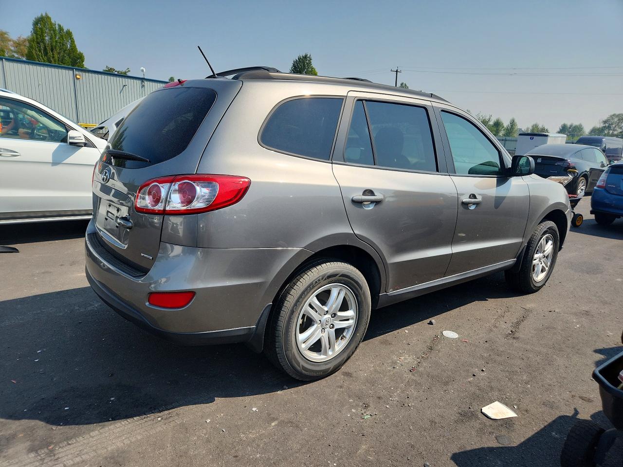 2012 Hyundai Santa Fe Gls Gray vin: 5XYZGDAB8CG154061