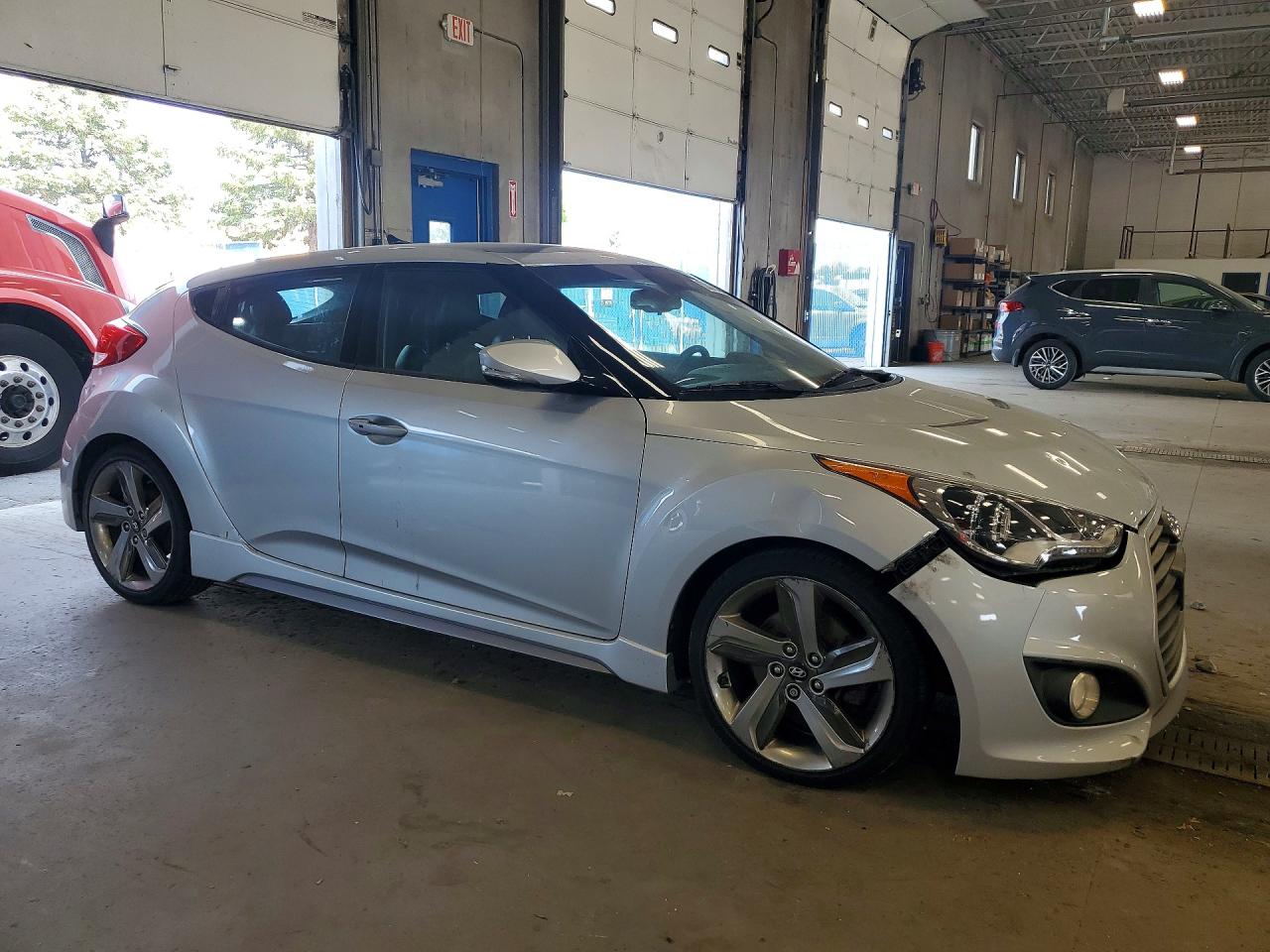 2013 Hyundai Veloster Turbo Silver vin: KMHTC6AEXDU083206