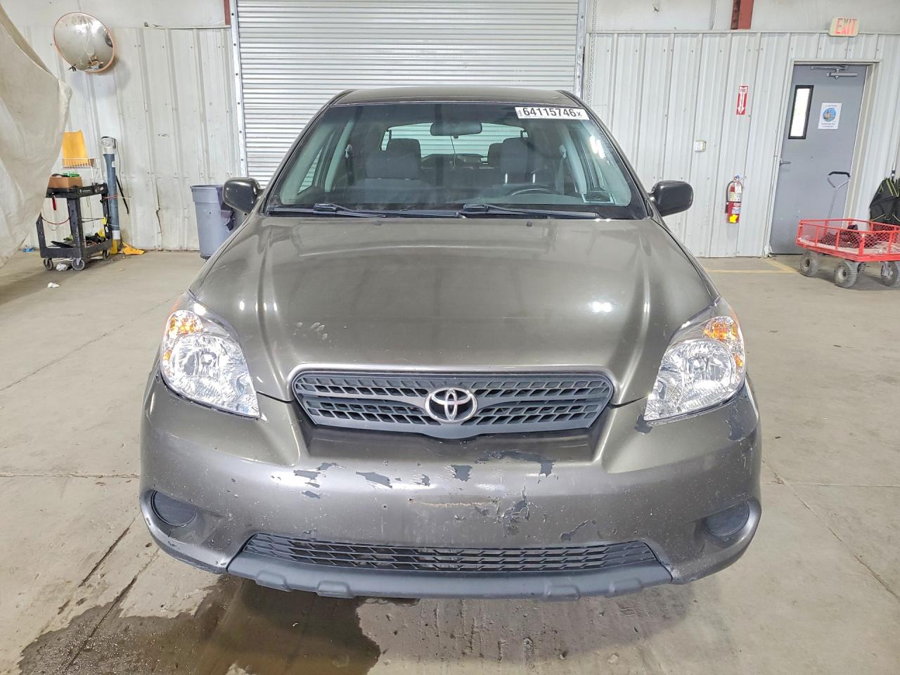 2005 Toyota Matrix Base Charcoal vin: 2T1KR32E75C386230