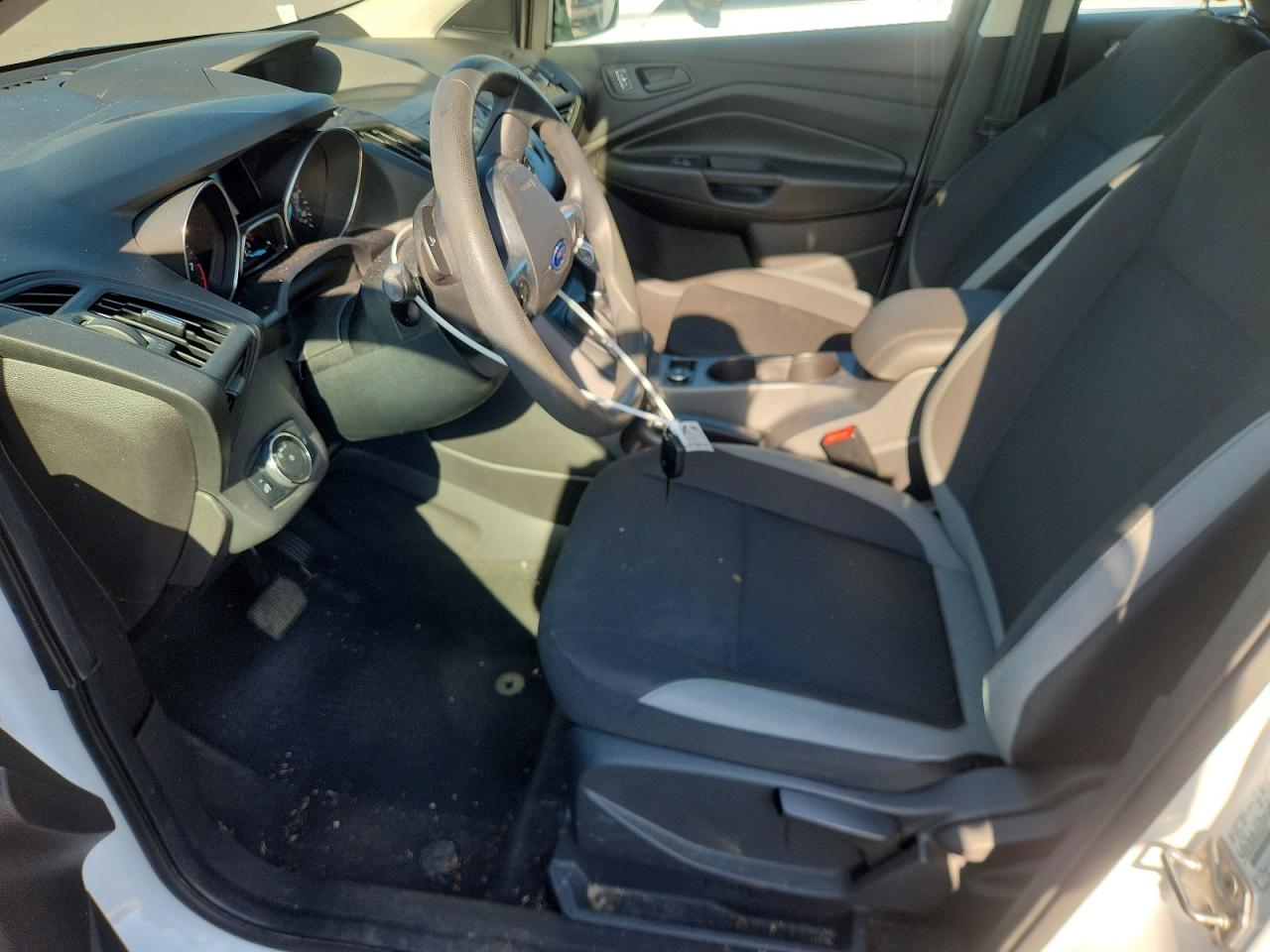 2014 Ford Escape S White vin: 1FMCU0F75EUB30213