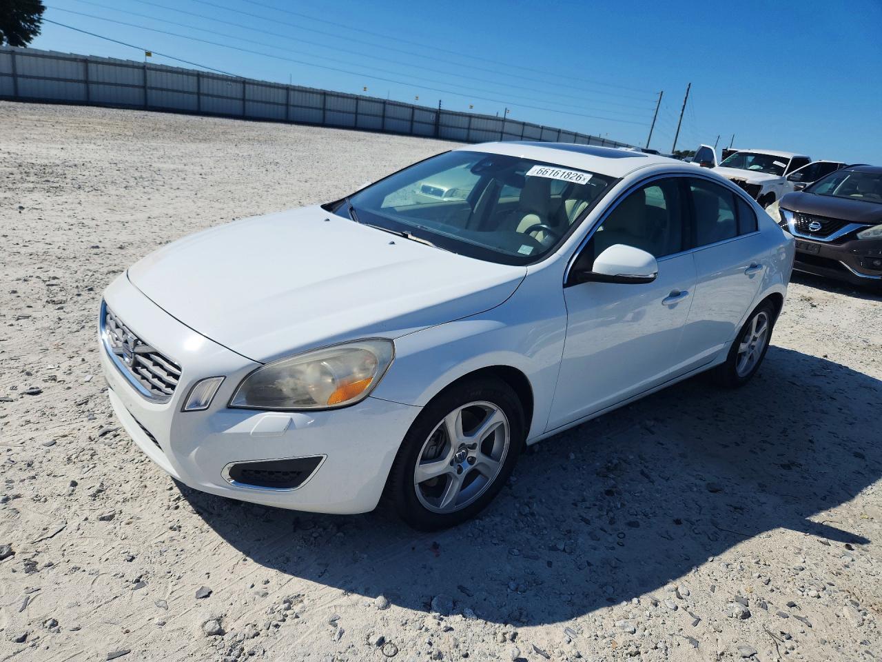 2013 Volvo S60 T5 White vin: YV1612FS4D2206311