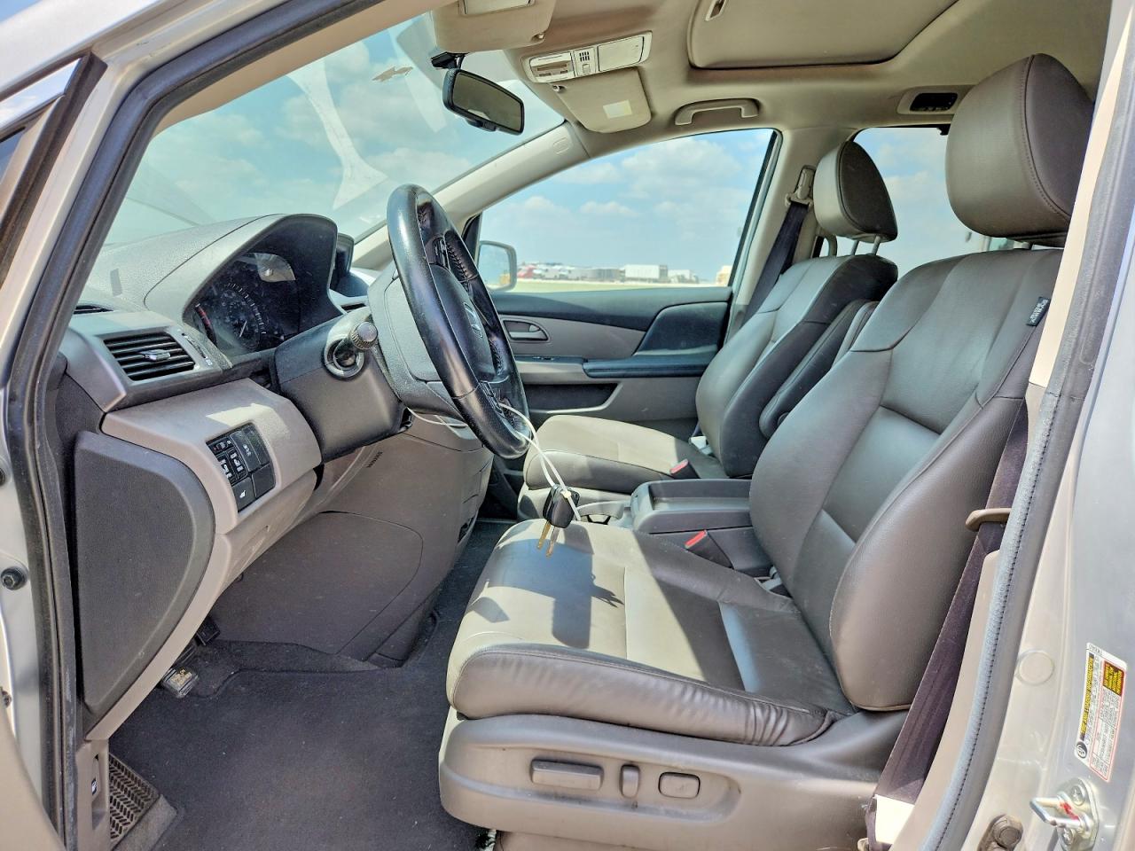 2013 Honda Odyssey Exl Silver vin: 5FNRL5H66DB068461