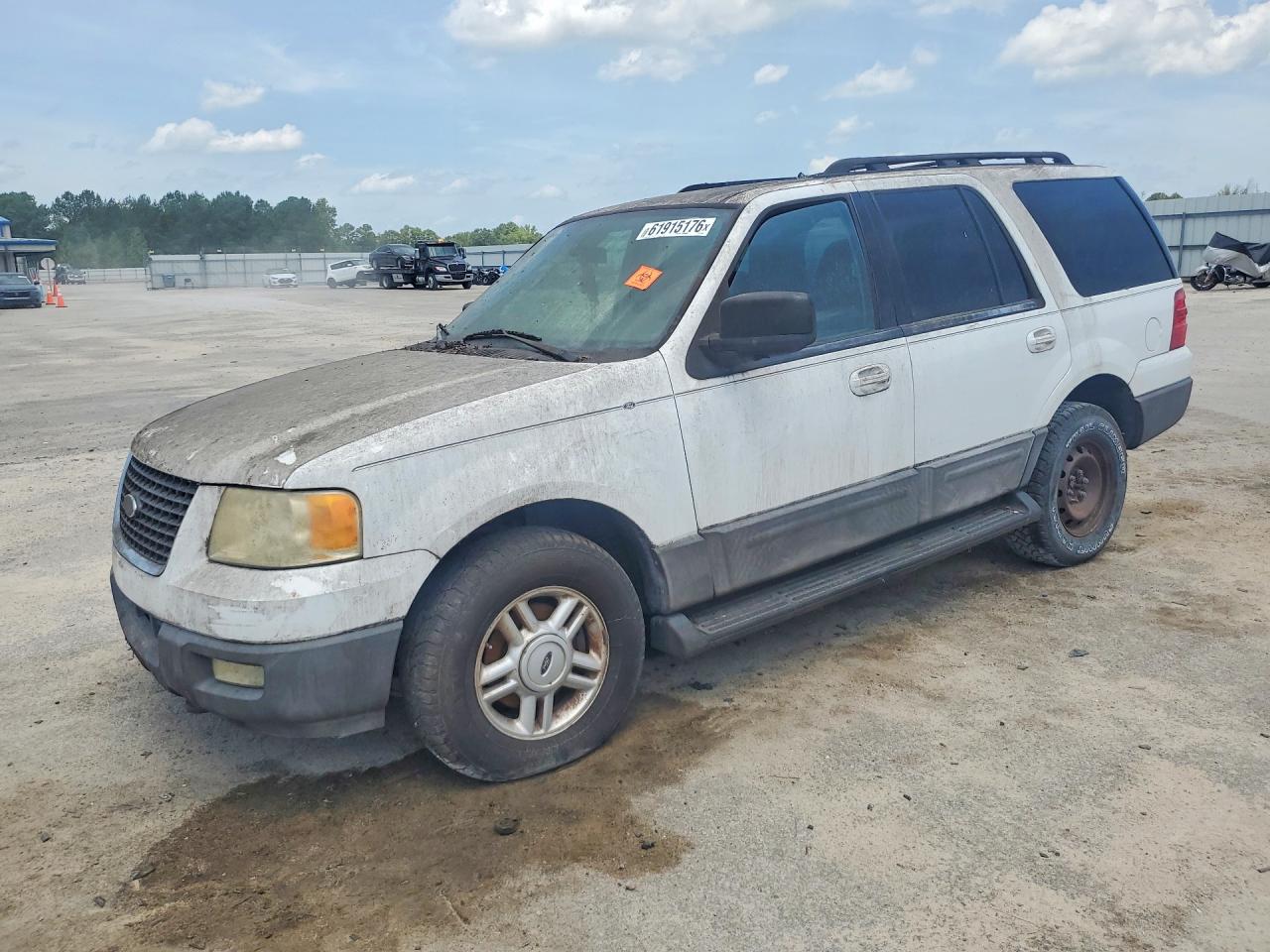 2005 Ford Expedition Xlt White vin: 1FMPU16555LB12452