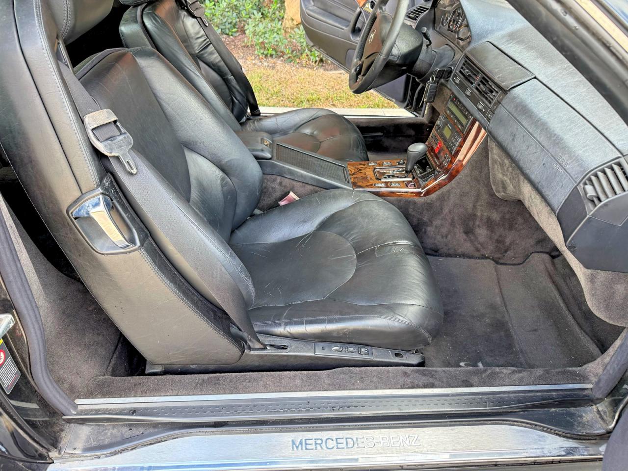 2000 Mercedes-benz Sl 500 Black vin: WDBFA68F4YF190363
