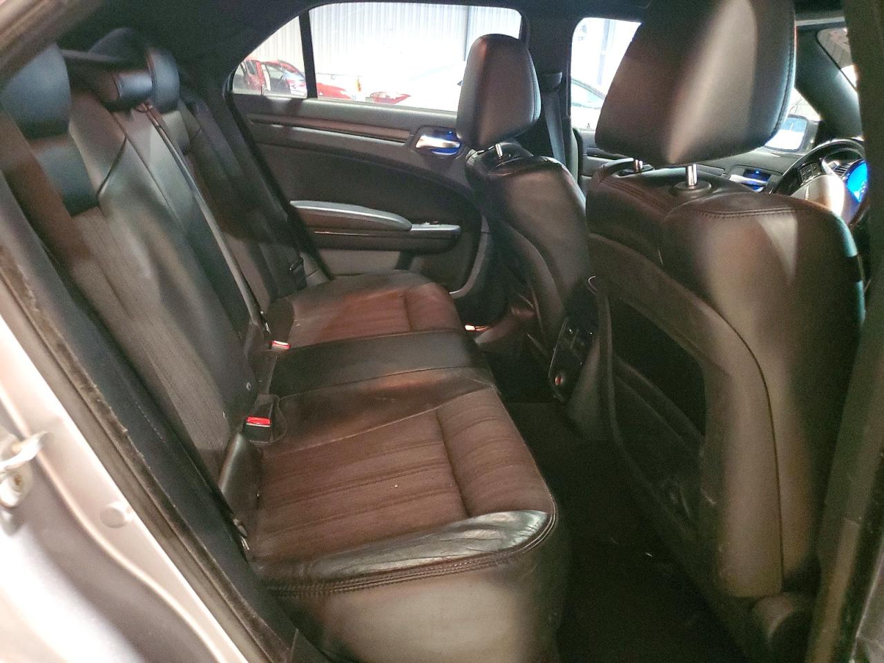2013 Chrysler 300 S Silver vin: 2C3CCAGT5DH590308