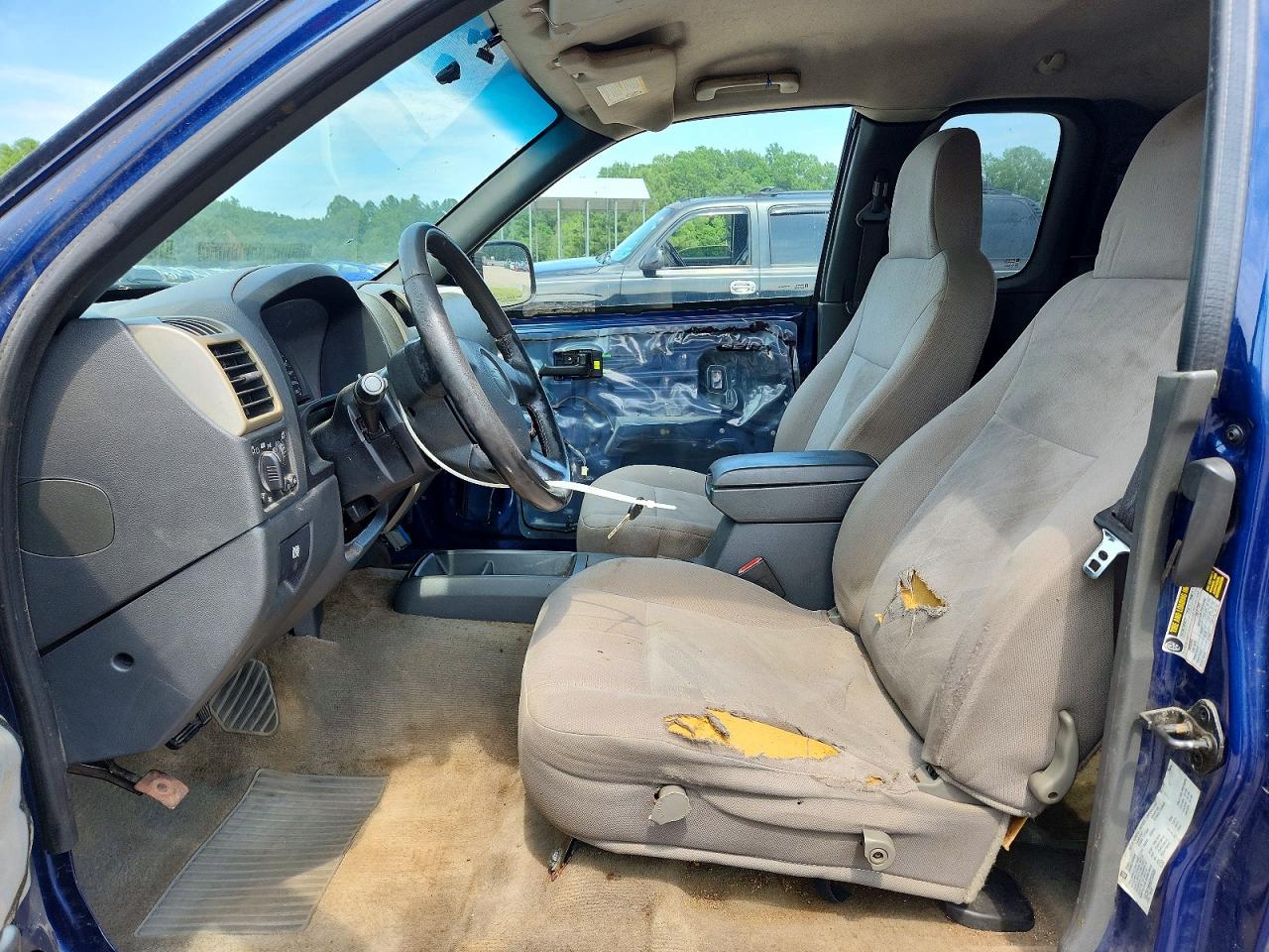 2005 Chevrolet Colorado Синий vin: 1GCDS196958155406