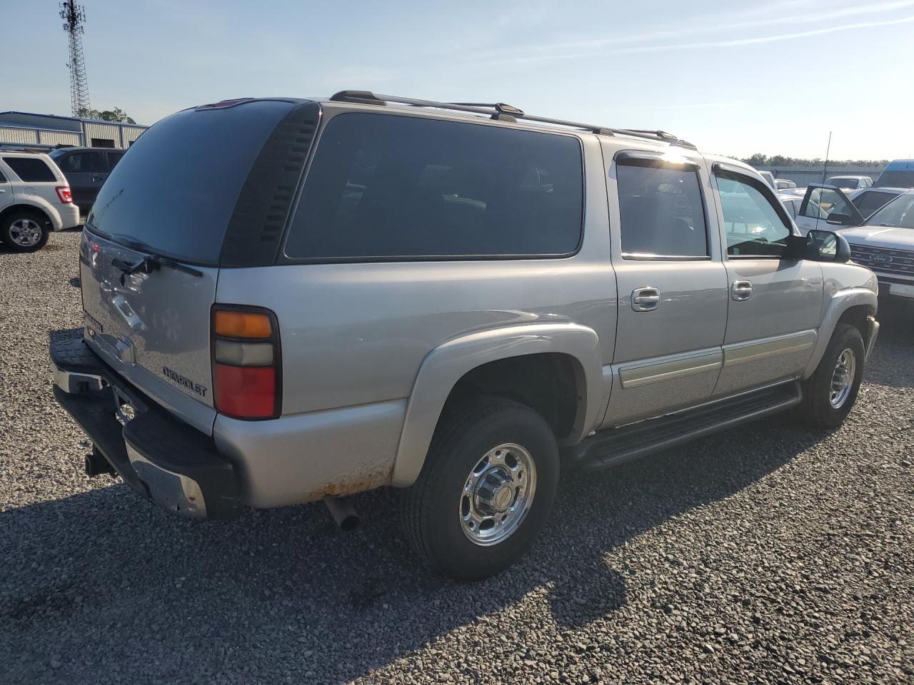 2004 Chevrolet Suburban K2500 Silver vin: 3GNGK26G64G273087
