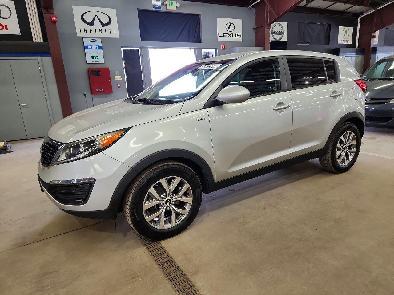 2016 Kia Sportage Lx Silver vin: KNDPBCAC8G7832304