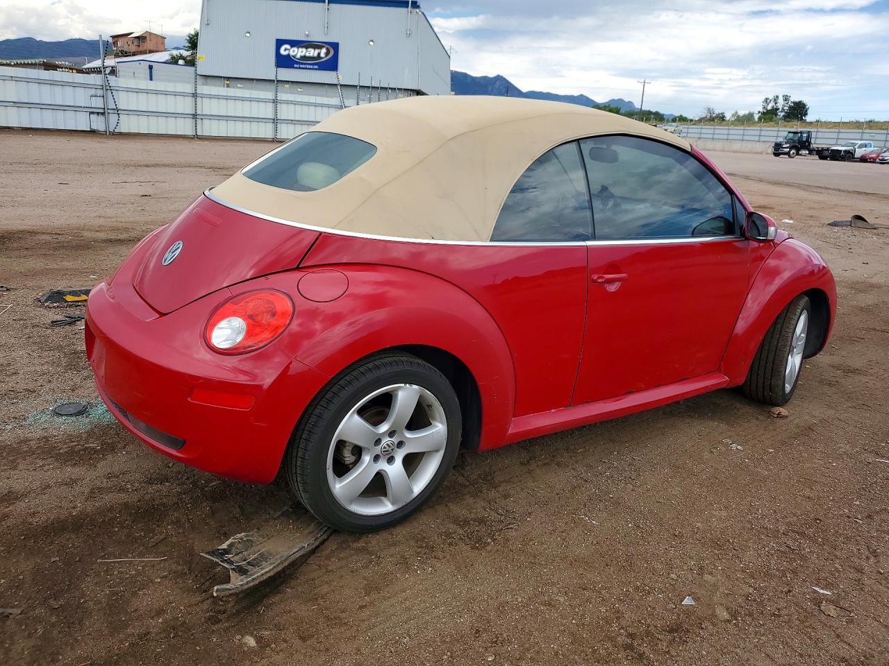 2006 Volkswagen New Beetle Convertible Option Package 2 Красный vin: 3VWSF31YX6M323696