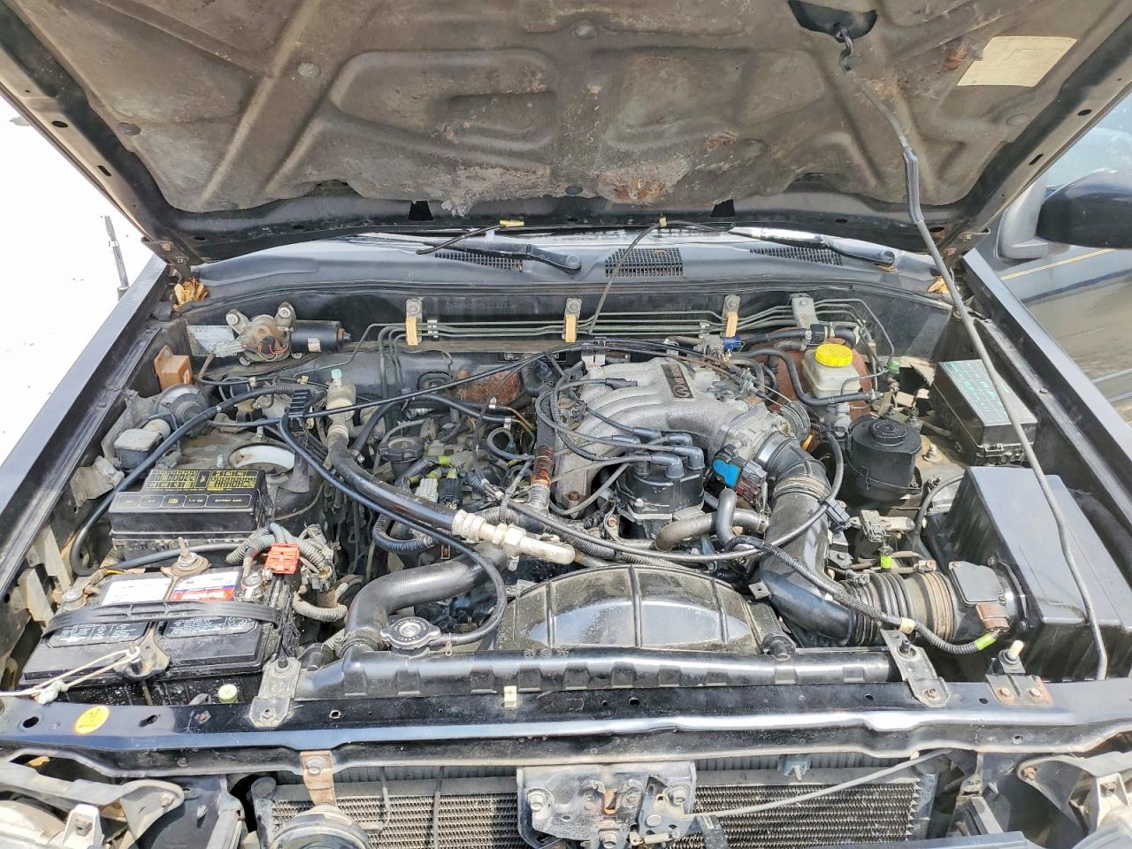 1998 Infiniti Qx4 Base Black vin: JNRAR05Y9WW035814