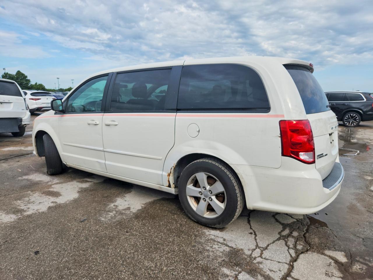 2013 Dodge Grand Caravan Se White vin: 2C4RDGBG9DR616399