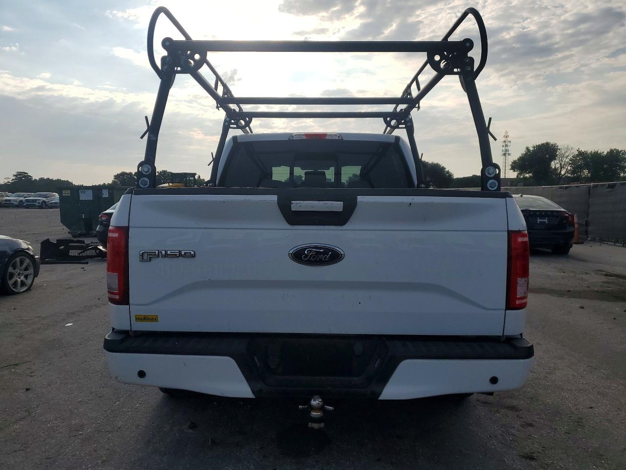 2015 Ford F150 Supercrew White vin: 1FTEW1CP3FFA96599