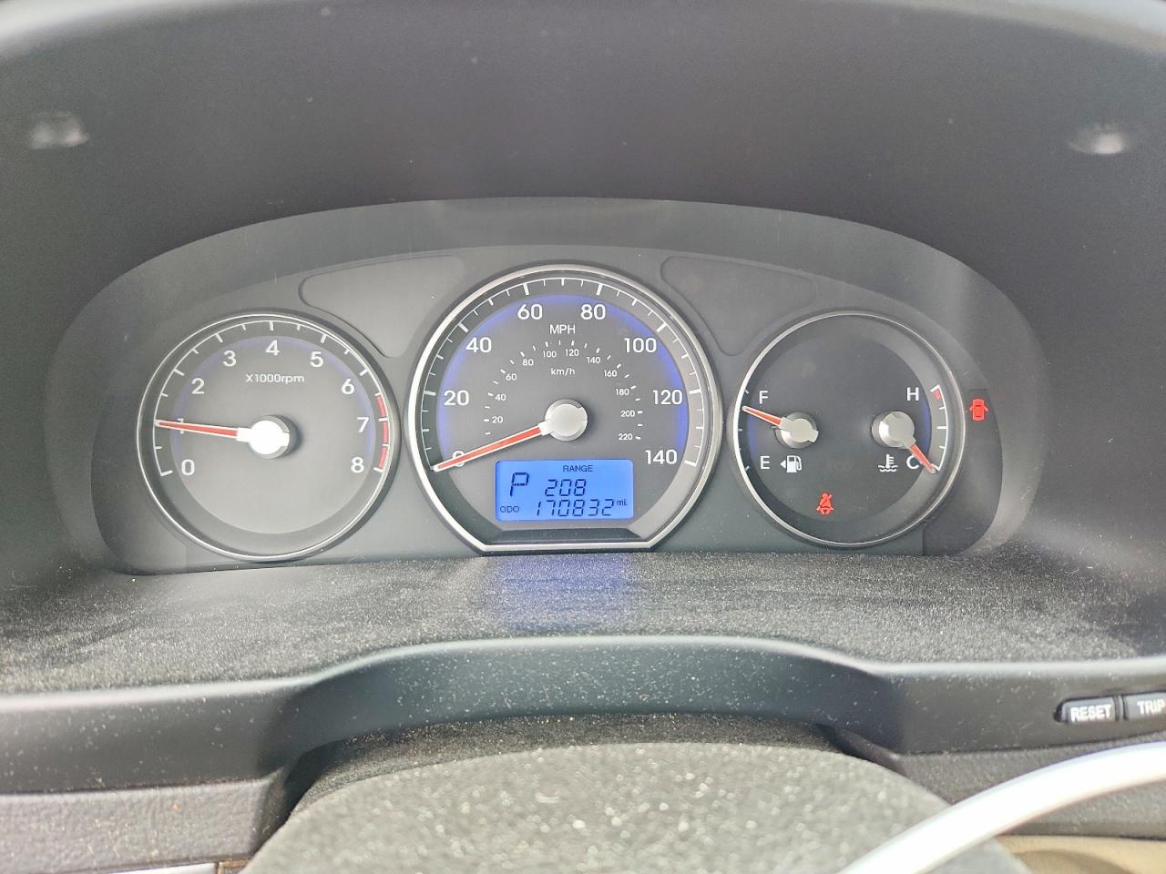 2010 Hyundai Santa Fe Gls White vin: 5NMSG3AB3AH388901