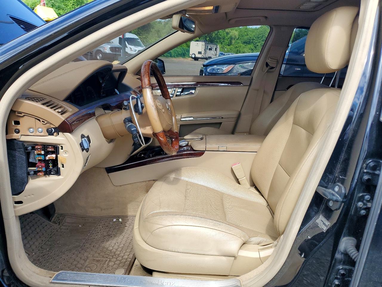 2012 Mercedes-benz S 550 4matic Black vin: WDDNG9EB4CA448665