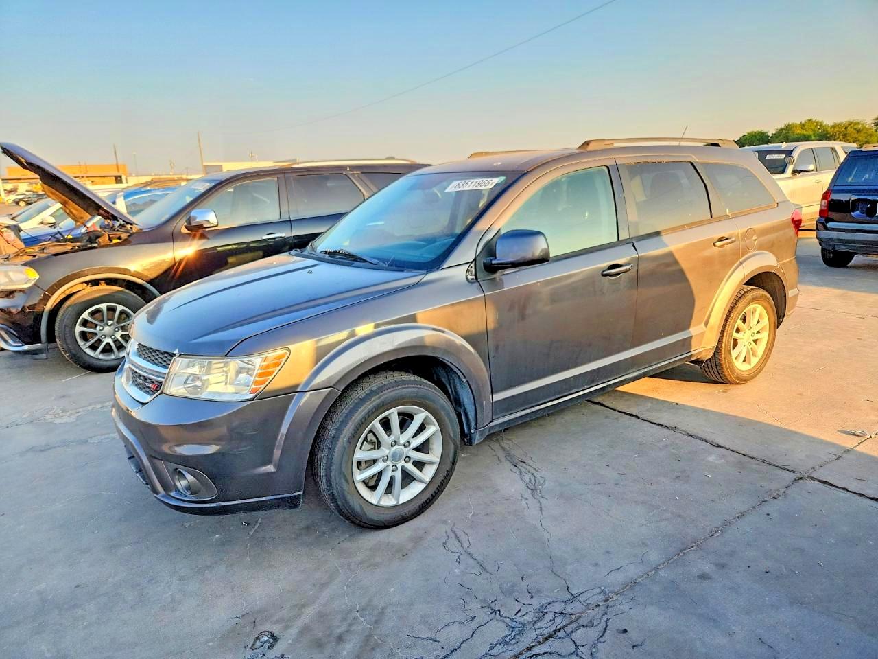 2015 Dodge Journey Sxt Gray vin: 3C4PDCBG7FT627627