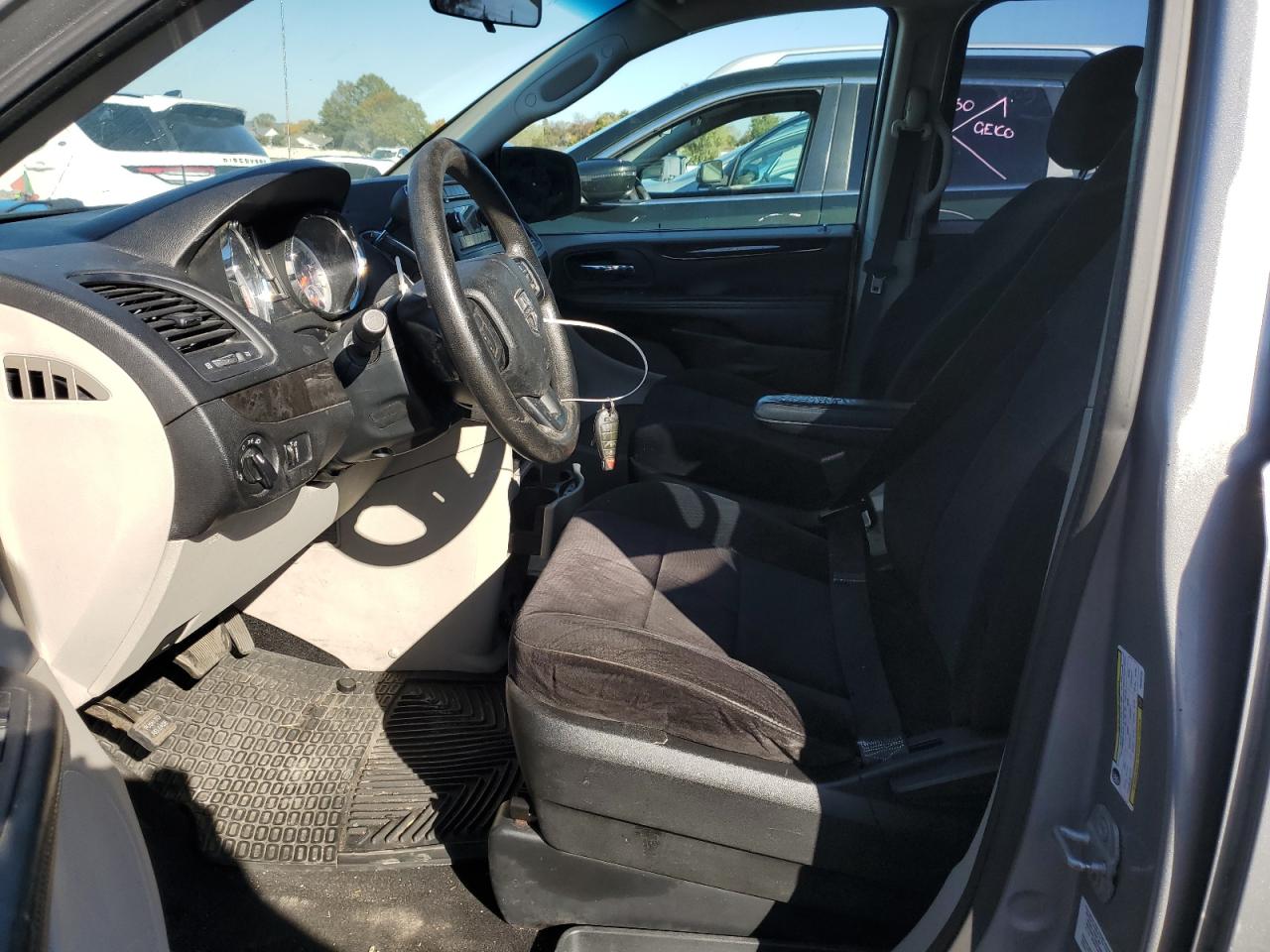 2014 Dodge Grand Caravan Se Silver vin: 2C4RDGBG5ER103734