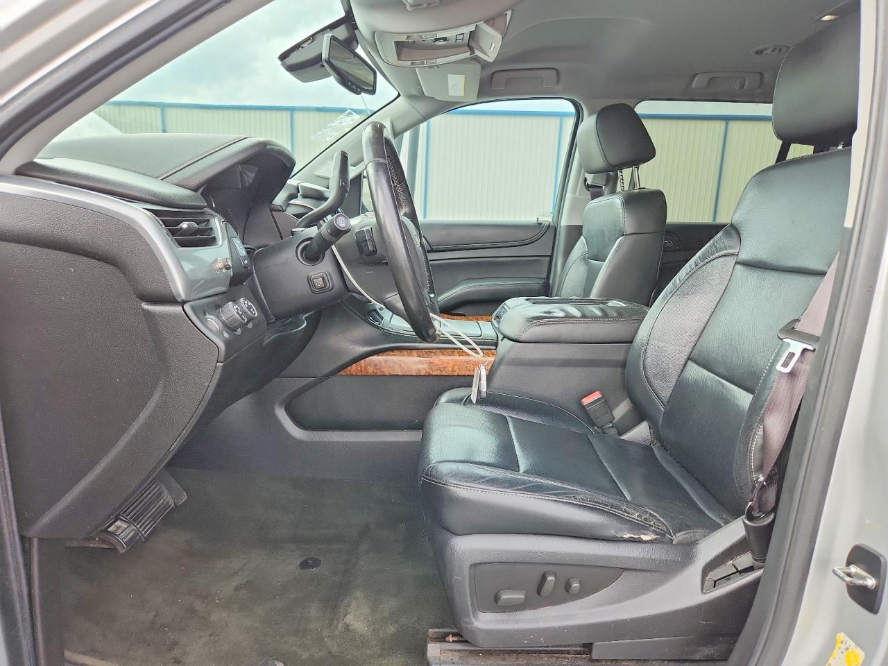 2015 Chevrolet Tahoe K1500 Ltz Silver vin: 1GNSKCKC9FR239179