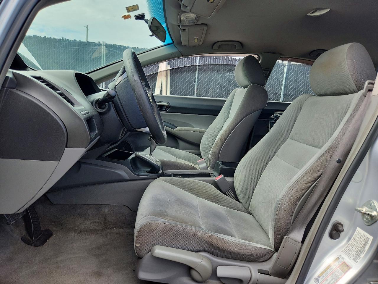 2010 Honda Civic Lx Gray vin: 19XFA1F55AE051339