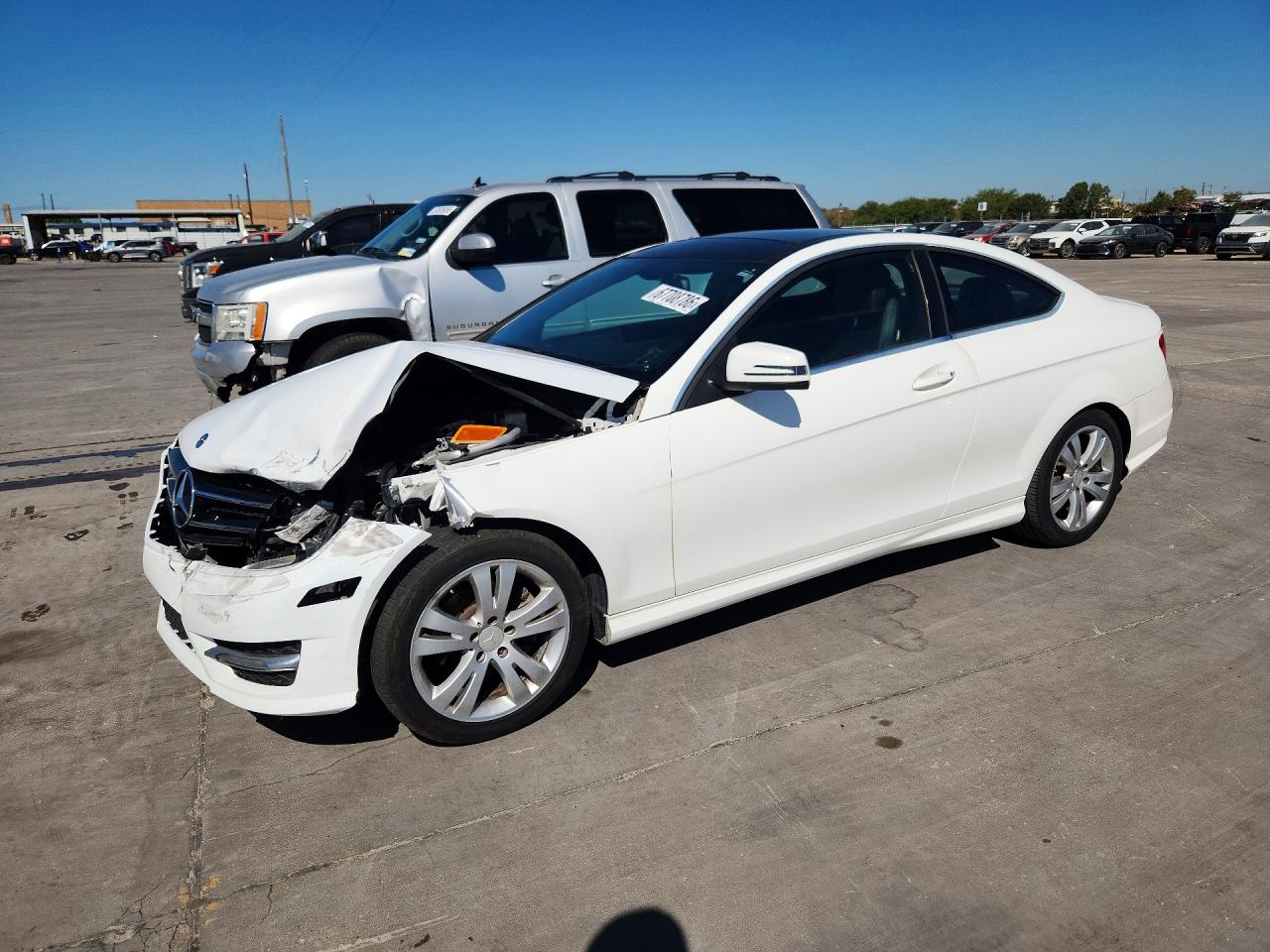 2014 Mercedes-benz C 250 White vin: WDDGJ4HB2EG295406