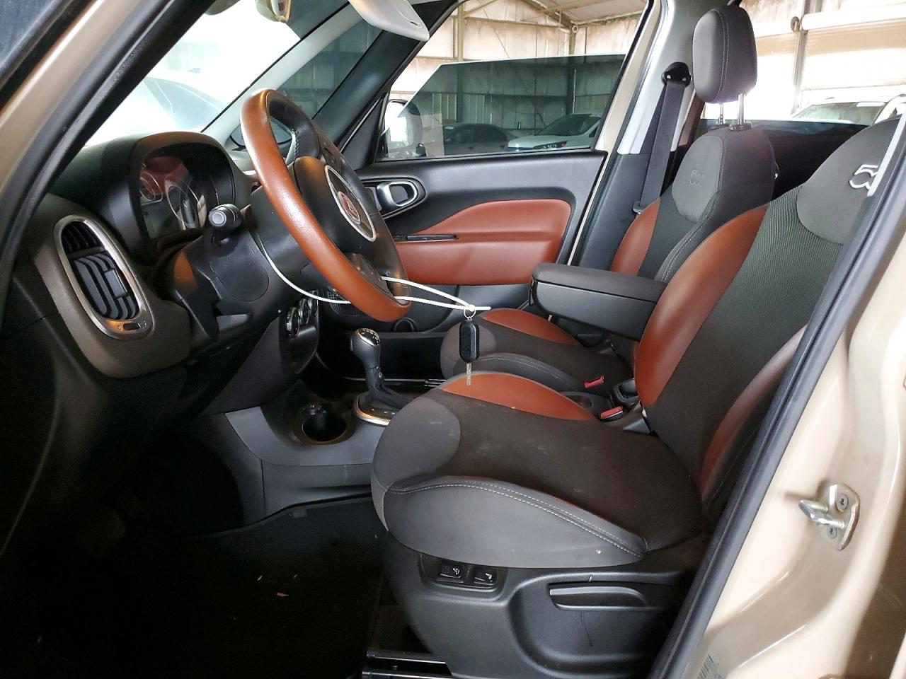 2014 Fiat 500l Trekking Tan vin: ZFBCFADHXEZ018089