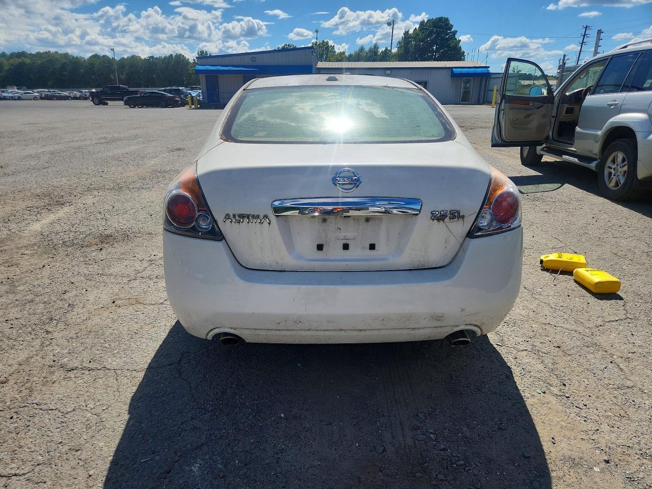 2012 Nissan Altima 2.5 White vin: 1N4AL2AP9CN401059
