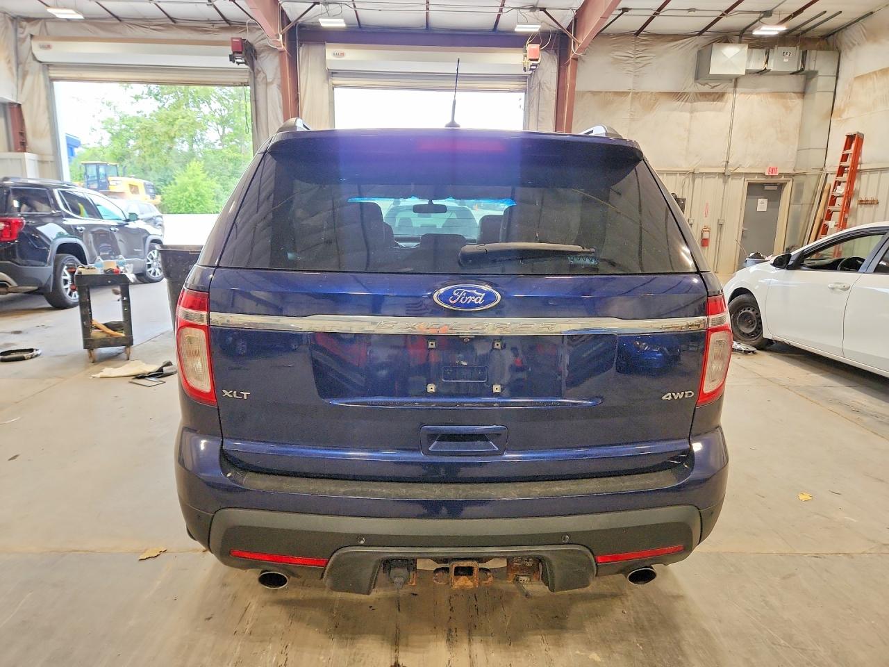 2011 Ford Explorer Xlt Blue vin: 1FMHK8D85BGA30824