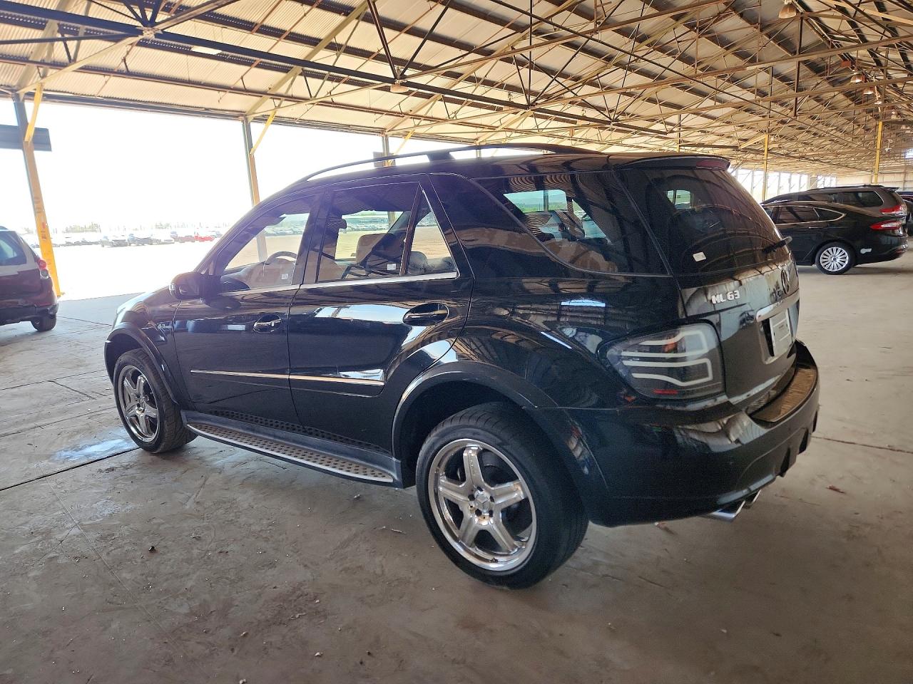 2007 Mercedes-benz Ml 63 Amg Черный vin: 4JGBB77E27A202383