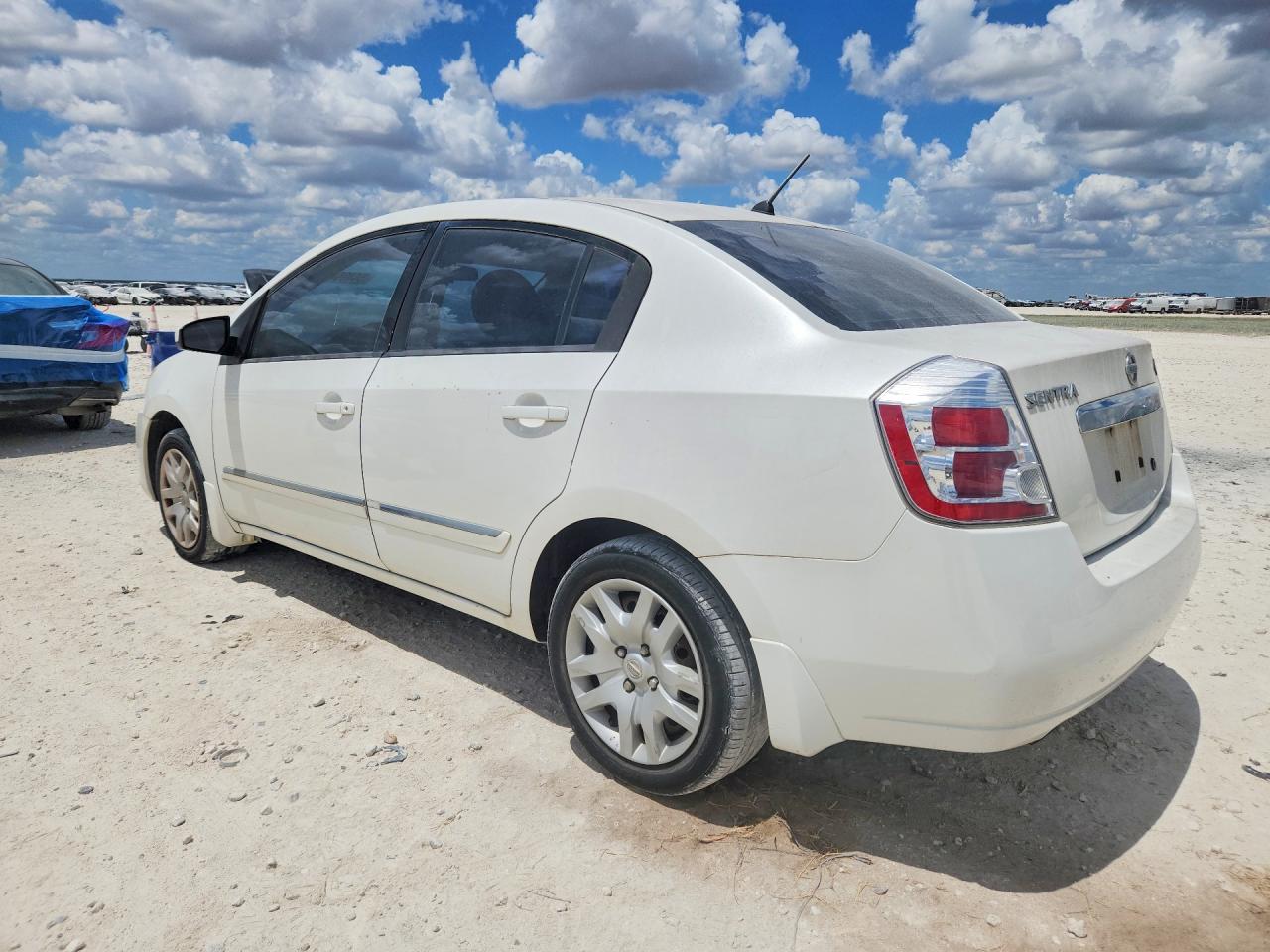 2010 Nissan Sentra 2.0 White vin: 3N1AB6AP5AL625594