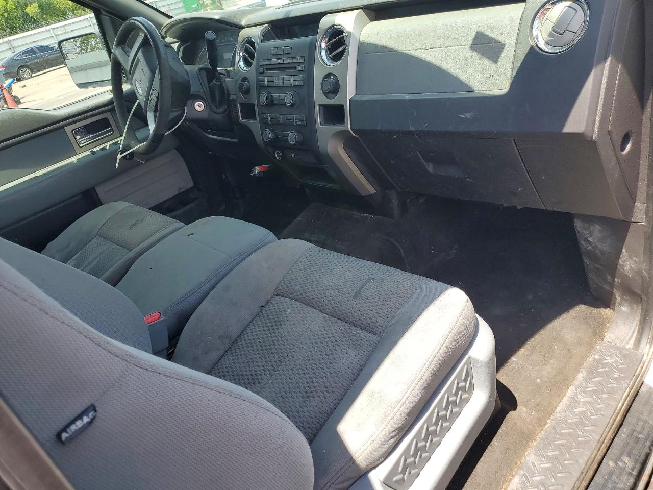2011 Ford F150 Super Cab White vin: 1FTFX1EF4BFA37366