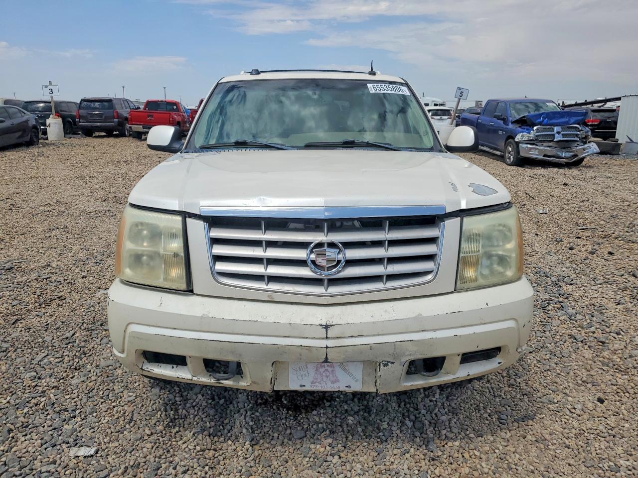 2004 Cadillac Escalade Luxury Белый vin: 1GYEK63N54R102674