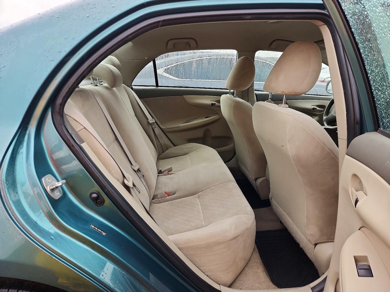2009 Toyota Corolla Le Blue vin: JTDBL40E89J054463