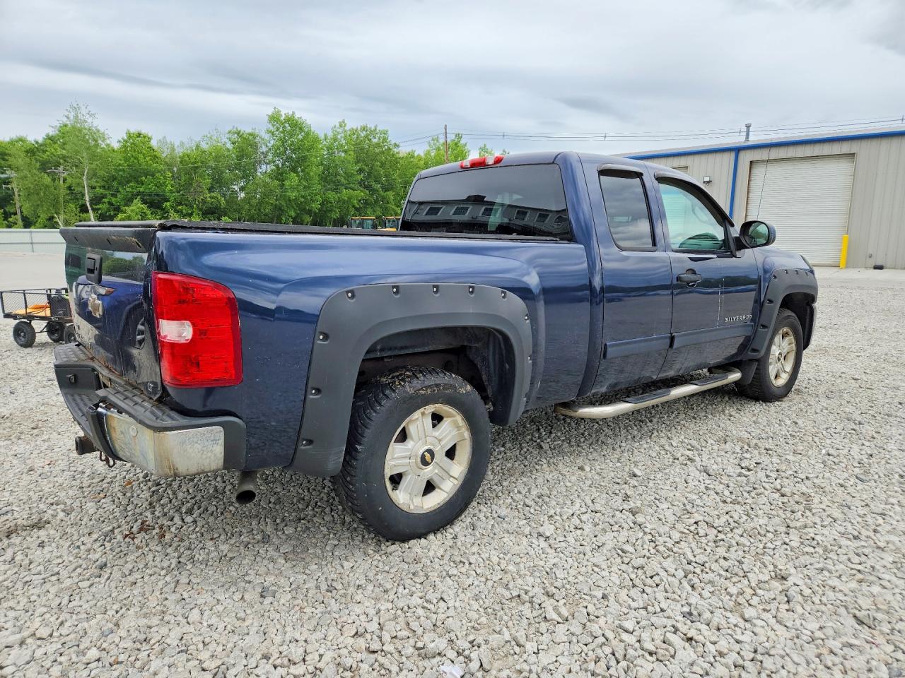 2011 Chevrolet Silverado K1500 Lt Blue vin: 1GCRKSE3XBZ439902