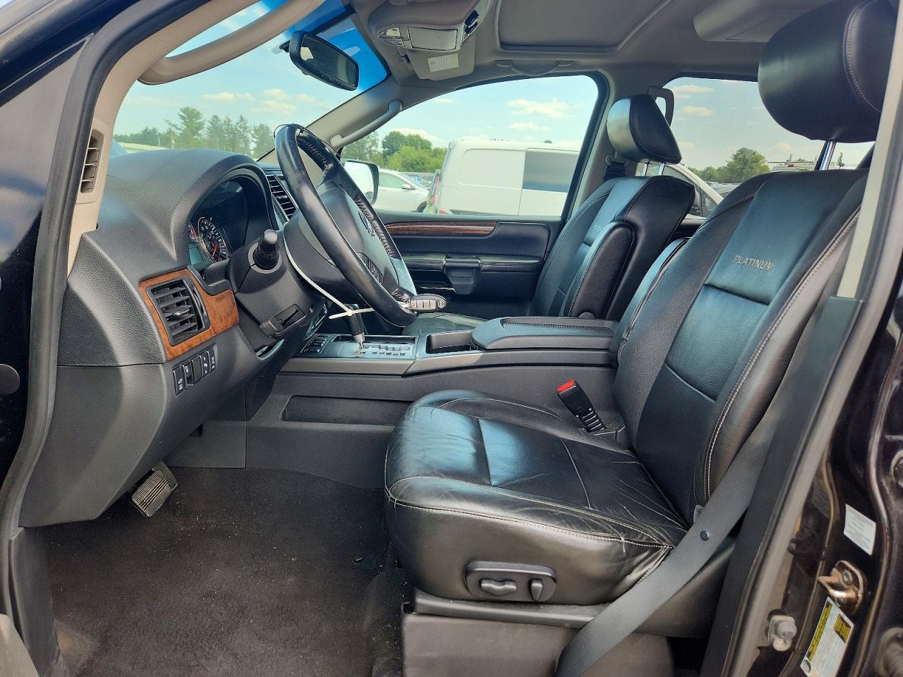 2010 Nissan Armada Platinum Черный vin: 5N1AA0NE5AN609915